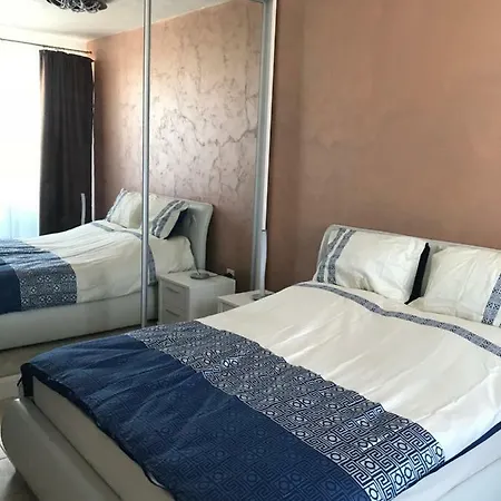 Mv's Apartament Mamaja